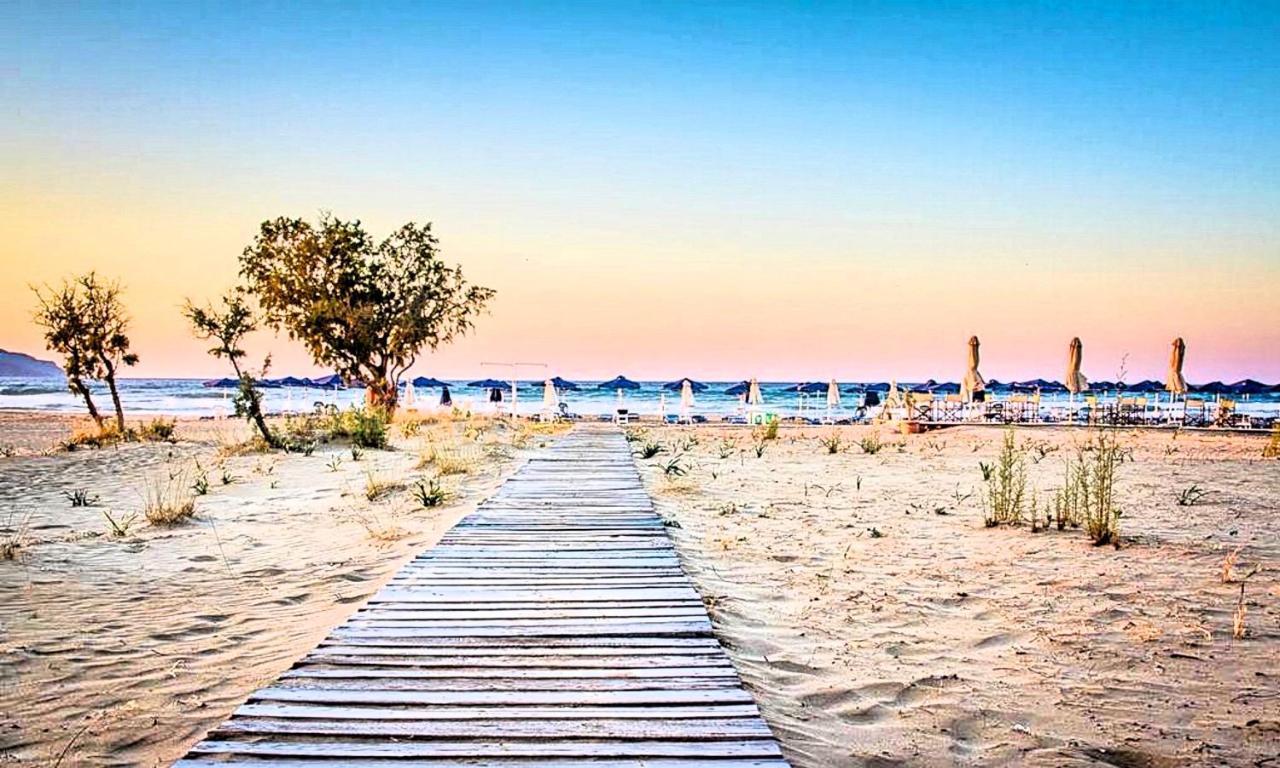 Du Lac Villas Kournas Bagian luar foto