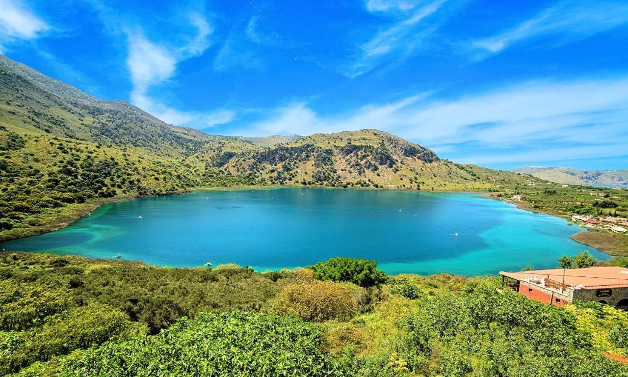Du Lac Villas Kournas Bagian luar foto