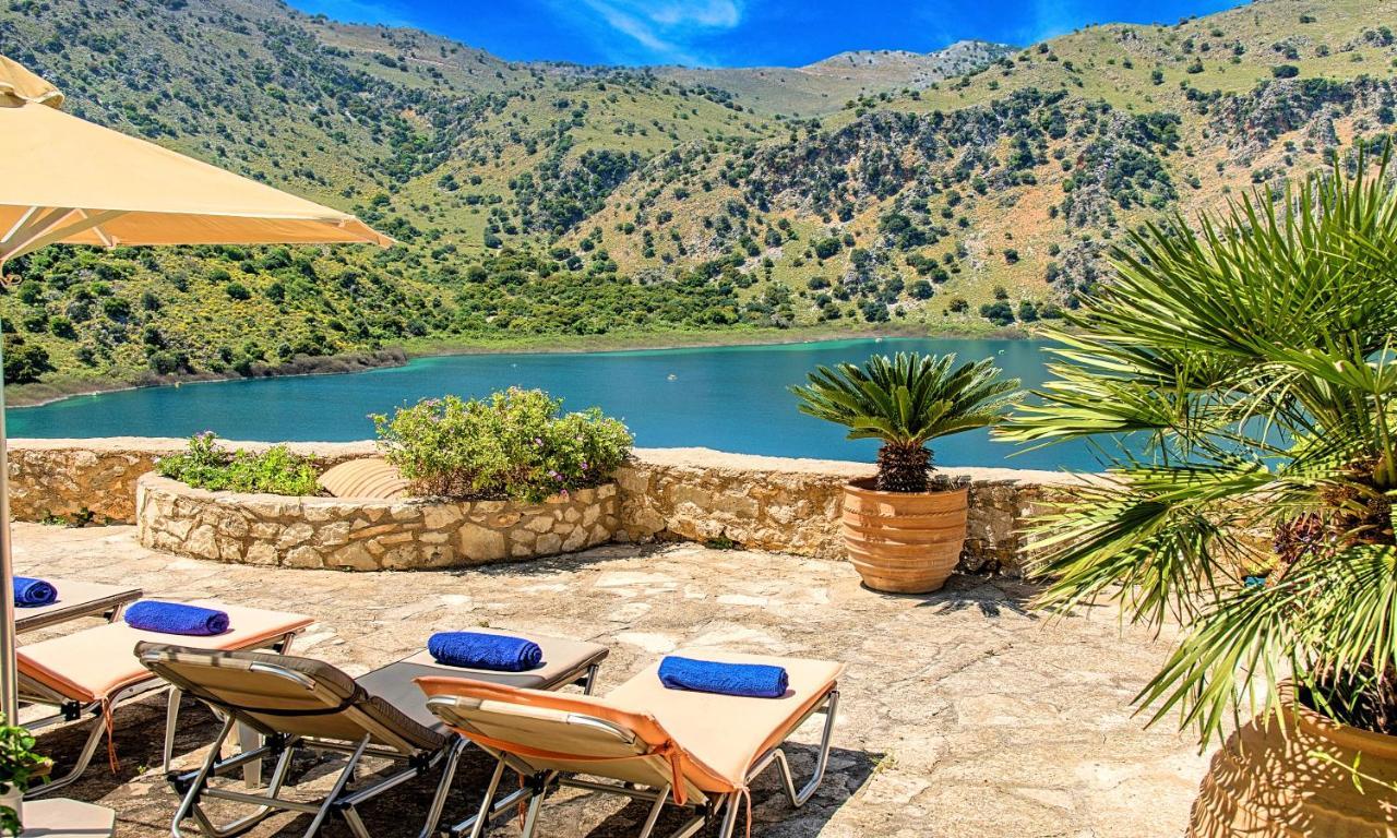 Du Lac Villas Kournas Bagian luar foto