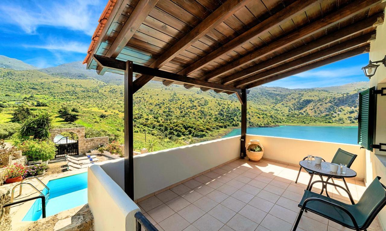 Du Lac Villas Kournas Bagian luar foto